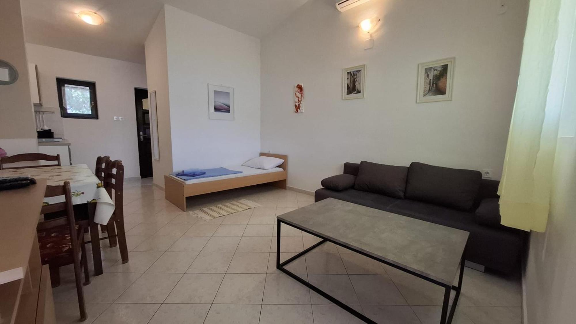 Apartment Karin Donji Karin Bagian luar foto